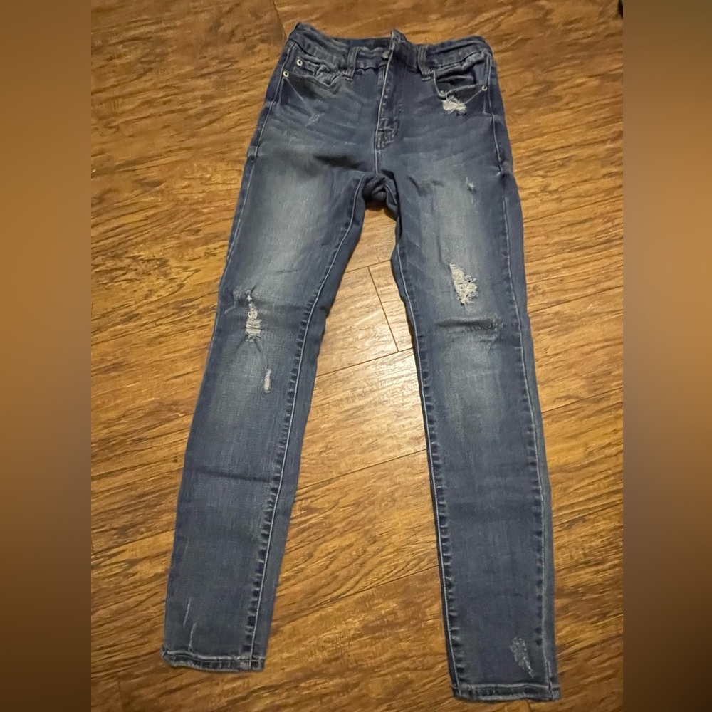 Distressed Skinny Jeans